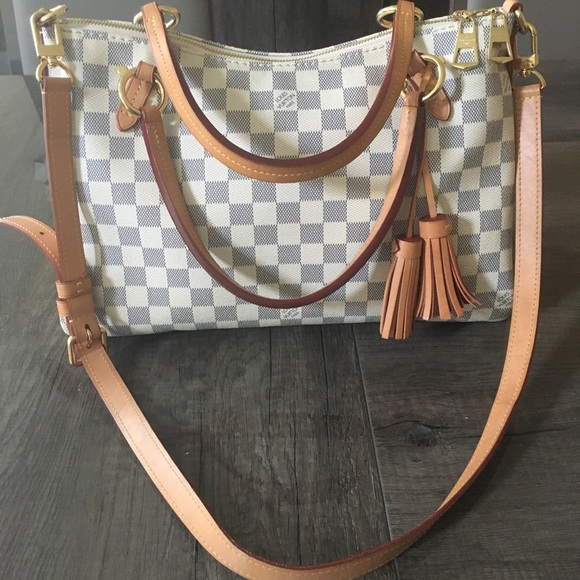 Louis Vuitton Lymington bag❌PRICE FIRM❌ - Picture 10 of 11